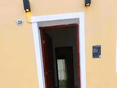 CASA CON DOS DORMITORIOS