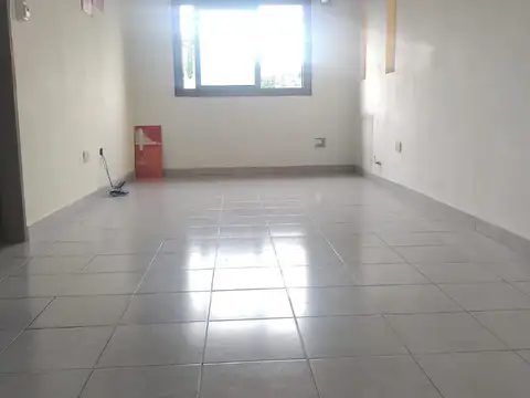 Departamento en Alquiler en Castelar Norte, $ 590.000
