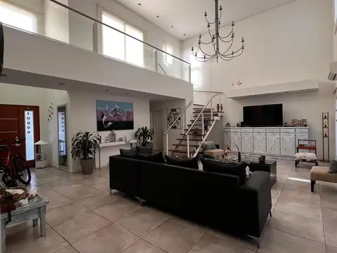 Casa 5 ambientes con pileta en venta y alquiler - Fincas de Iraola II