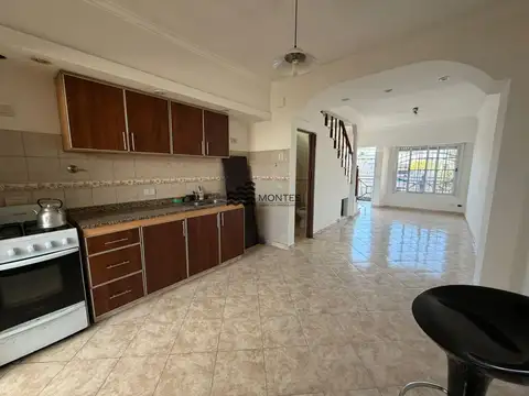 DUPLEX 3 AMB + ALTILLO PLAYROOM | Cochera | Patio con Lavadero - Ramos Mejía