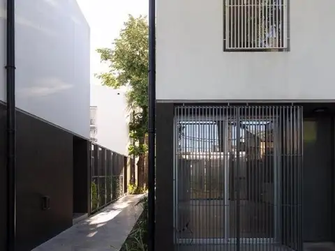 Depto Tipo Casa en Venta en Castelar Norte, USD 138.000