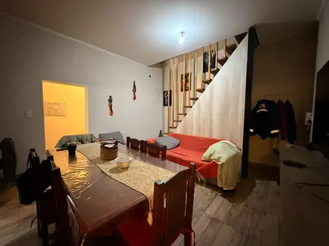Casa 4 ambientes con 1 baño