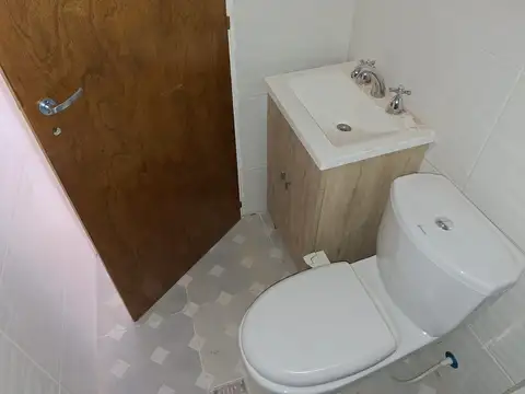 Departamento en Alquiler en Villa Gobernador Galvez, $ 400.000