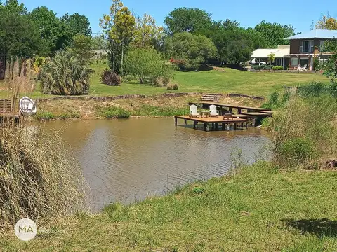 Terreno en Venta de 928,0 m2