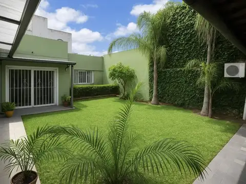 VENTA de 2 PH con entrada independientes en Lote de 10 x 33