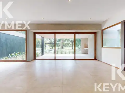 Casa en Alquiler en Club Miralagos, USD 1.800