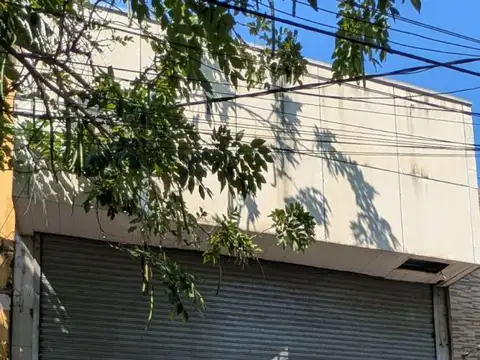 Alquiler de excelente local de gran magnitud en el centro de Posadas, Misiones
