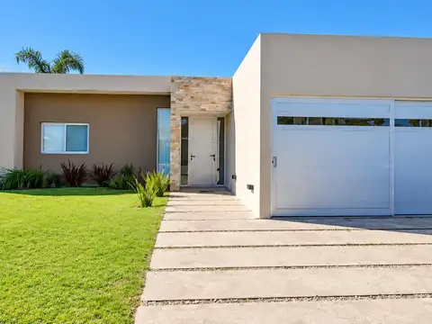 Casa en Alquiler de 3 dormitorios