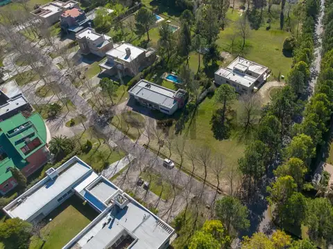 Terreno en Venta en Club Miralagos, USD 41.500