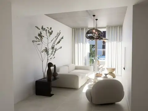 Machain 3700, Piso 1