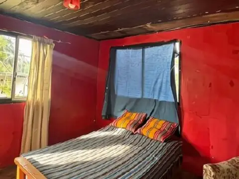 VENTA CASA TRES AMBIENTES CON PARQUE DELTA DEL TIGRE