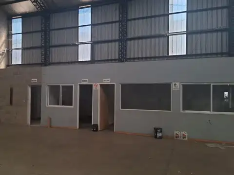 Valentin Gomez 181 - 2400 m2 - PARQUE INDUSTRIAL MORON