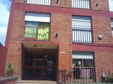 Departamento en Alquiler en La Plata, $ 420.000