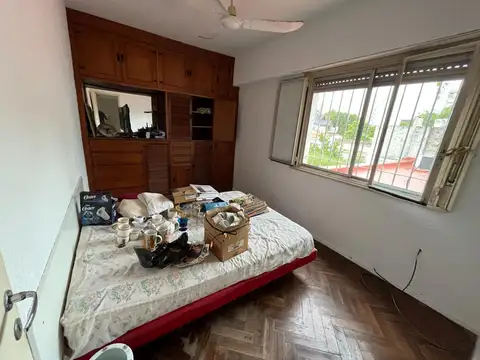 Depto de 2 amb en pulmón de Vicente López