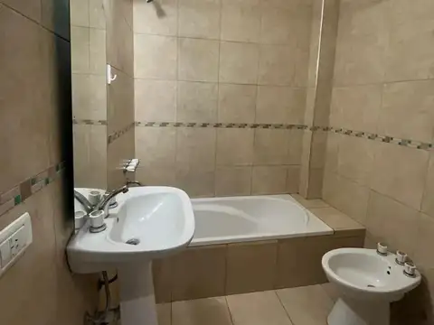 Departamento en Alquiler en Parque San Martín, $ 500.000