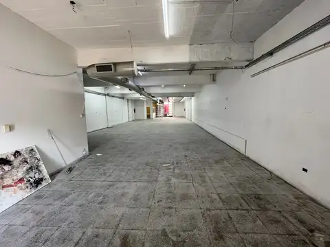 Local en Alquiler Via Púb.