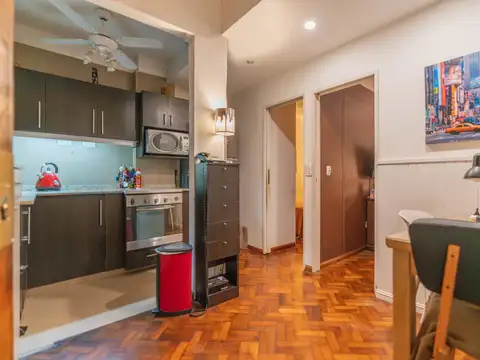 Departamento en Recoleta - Monoambiente convertido en  3 ambientes reciclado