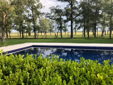 Venta Quinta en  Club de Campo El Moro Marcos Paz