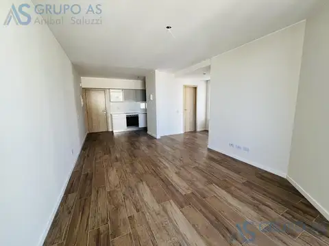 Departamento sobre Av. Pellegrini  a Estrenar - Excelente Ubicación