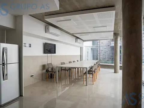 Departamento sobre Av. Pellegrini  a Estrenar - Excelente Ubicación