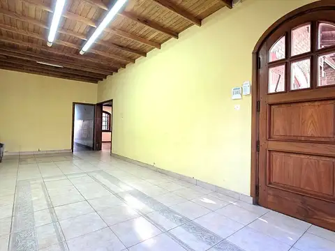 Casa en Alquiler en Burzaco, USD 1.000