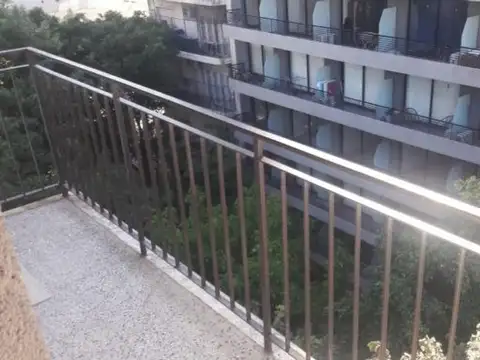 3 Amb Muy Luminoso Excelente estado Bño nvo Balcón