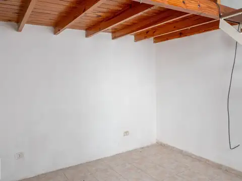 Depto Tipo Casa en Alquiler 70 años