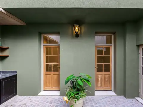Casa 6 ambientes con 2 baños