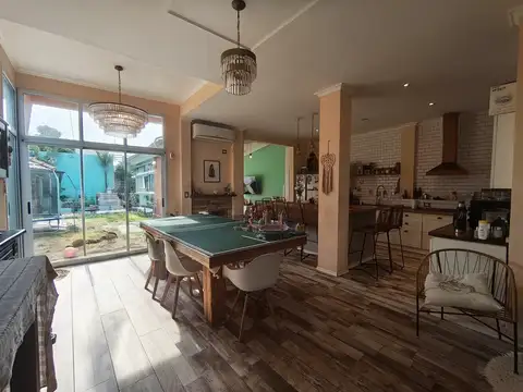 Casa en Alquiler de 4 dormitorios