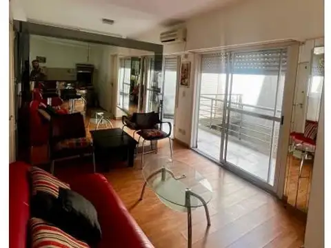 Venta de Departamento de 1 AMBIENTE divisible en Monserrat, Capital Federal