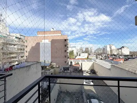 Avenida Juan Bautista Alberdi 2500