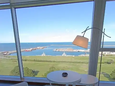 SEMIPISO DE CATEGORIA 5 AMB VISTA AL MAR Y GOLF.