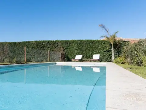 Casa 5 ambientes con 3 baños