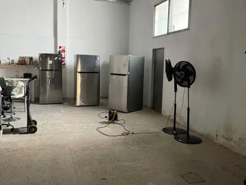 GALPON DE 240 MTS2, RAMOS MEJIA