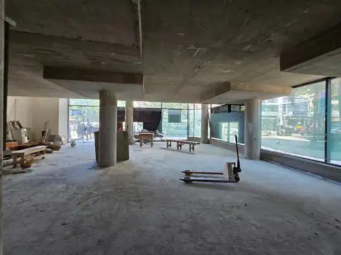 Local en Venta en Villa Urquiza, USD 1.500.000