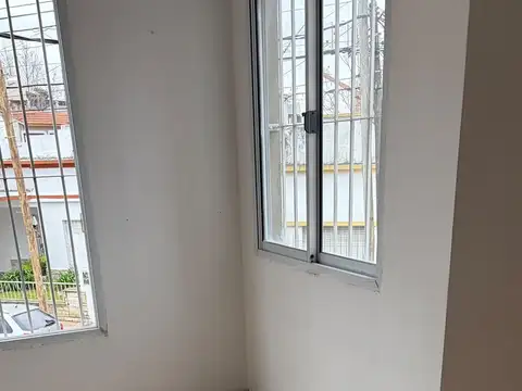 2 ambientes con cochera y balcon