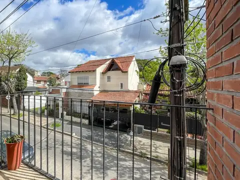 Depto Tipo Casa en Alquiler de 3 dormitorios