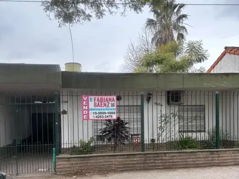 Casa en Venta en Rafael Calzada, USD 115.000