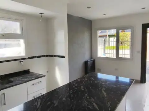 Depto Tipo Casa en Venta de 1 dormitorio