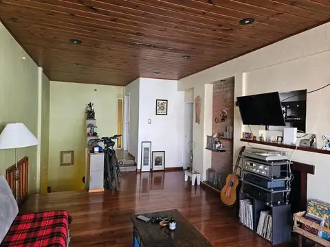 Depto Tipo Casa en Venta de 4 ambientes