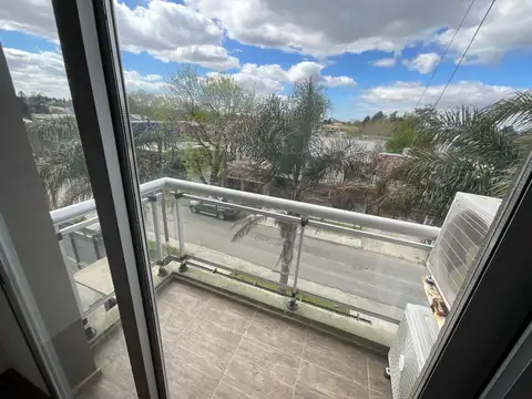 DEPARTAMENTO EN VENTA BERAZATEGUI 1 DORM COCHERA