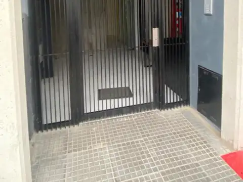 Del Temple 2700, Piso 2°