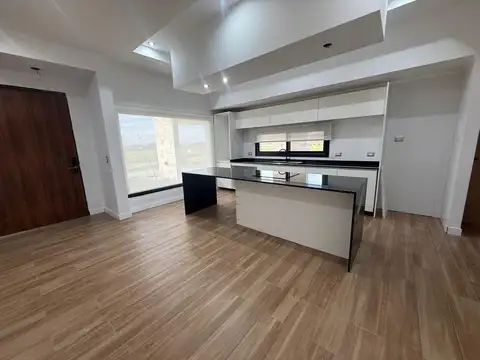 Casa en Venta en Ezeiza, USD 550.000