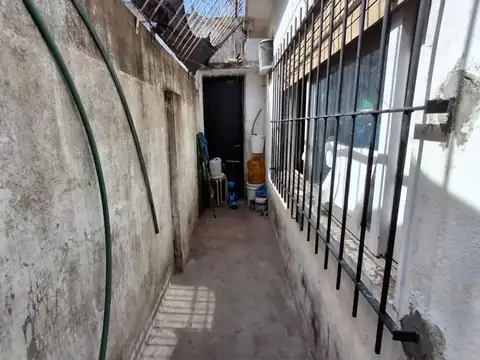Depto Tipo Casa 2 ambientes con 1 baño