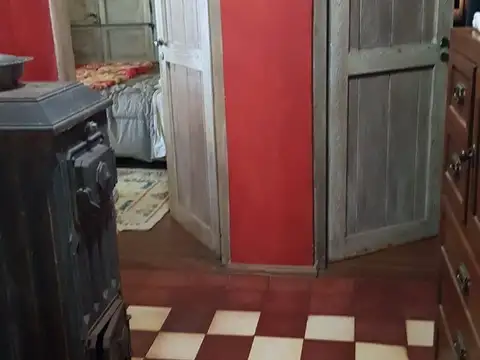 Casa sobre lote de 1,5 hectáreas en Chacras del Paraná 