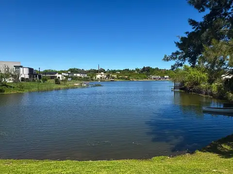 Terreno en Venta en El Cazal, USD 50.000