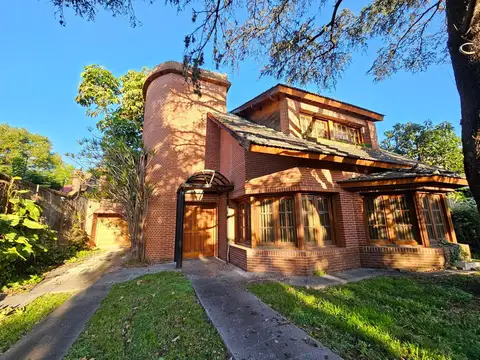 CHALET 4 AMB SOBRE LOTE 17 x 53 M. EN VILLA BALLESTER