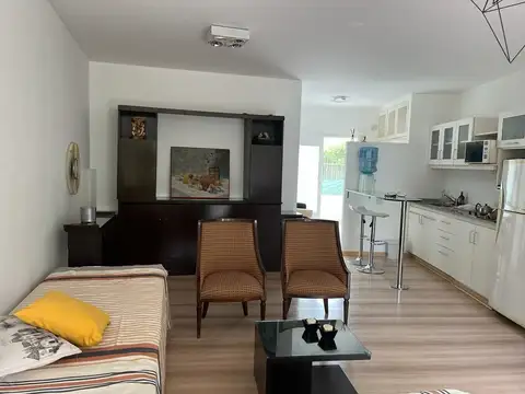 Departamento en Alquiler Temporal con 1 cochera
