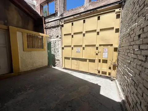 Galpon en Alquiler en Godoy Cruz, $ 2.300.000