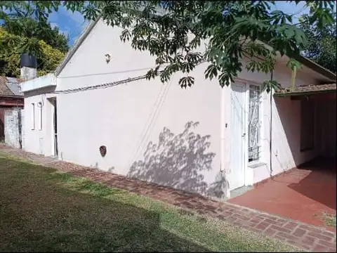 Venta casa tres ambientes